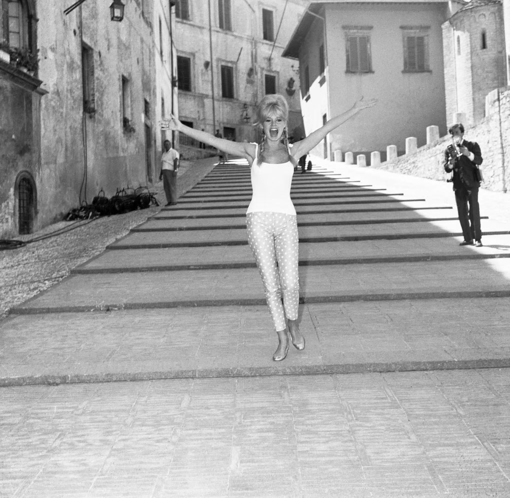 Brigitte Bardot – o viață în imagini: carieră, iubiri și pasiuni