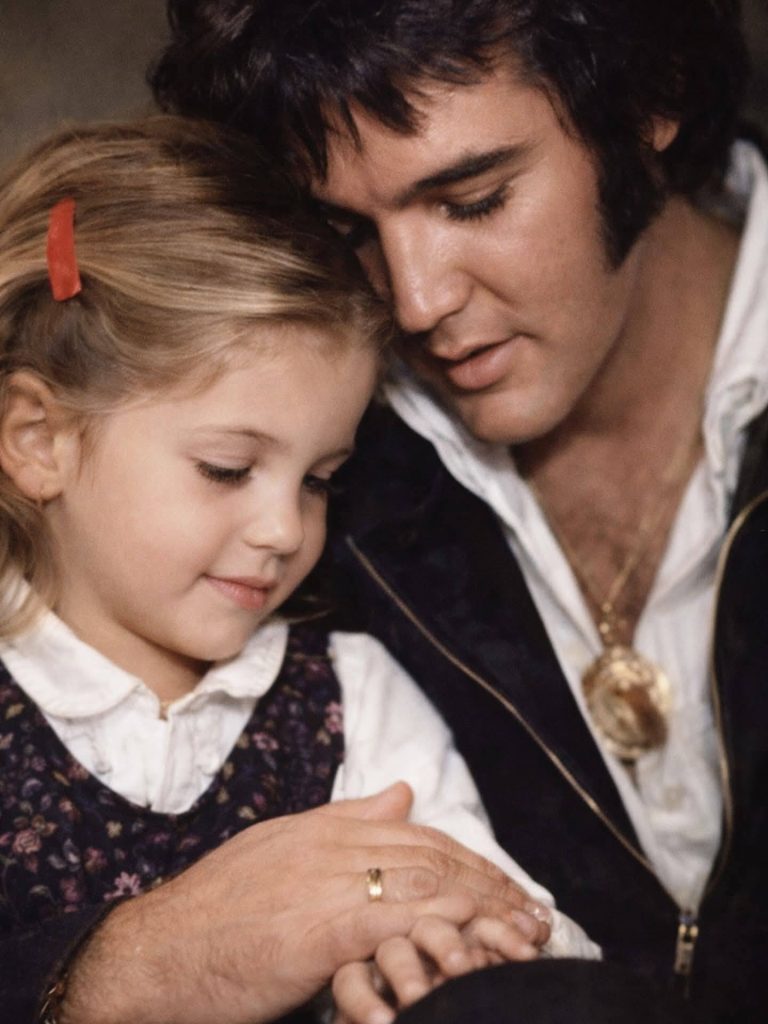 Moartea care a zguduit din nou Graceland: Lisa Marie Presley, destin frânt la 54 de ani, între gloria lui Elvis și tragediile unei vieți blestemate