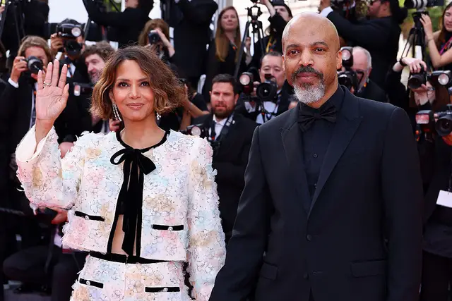 Halle Berry rupe tăcerea: “nu mai mimez orgasmul”