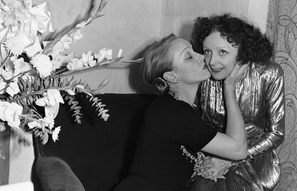 Marlene Dietrich a iubit-o cu adevărat pe Edith Piaf? 
