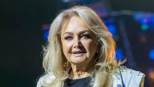 Bonnie Tyler, legendara voce a hitului „Total Eclipse of the Heart”, în comă indusă după o operație de urgență
