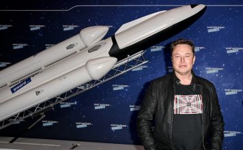 Elon Musk dă lovitura istorică: SpaceX se listează la bursă și îl transformă pe miliardar în primul „trilionar” al lumii