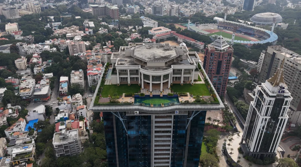 Vijay Mallya, mansion de lux, zgârie-nori, Bengaluru, arhitectură, imobiliare de lux, proprietăți abandonate, case celebre, știri internaționale, investiții imobiliare
