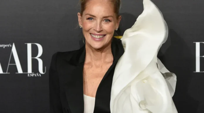 Sharon Stone, 68, întoarce toate privirile în cele mai recente fotografii după o declarație tranșantă despre standardele de frumusețe