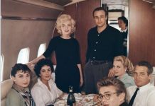 Adevărul nespus din spatele fotografiei ce pare imposibilă: Marilyn Monroe, Audrey Hepburn, Elizabeth Taylor, Grace Kelly, Marlon Brando, Paul Newman și James Dean, surprinși împreună într-o singură călătorie peste Atlantic