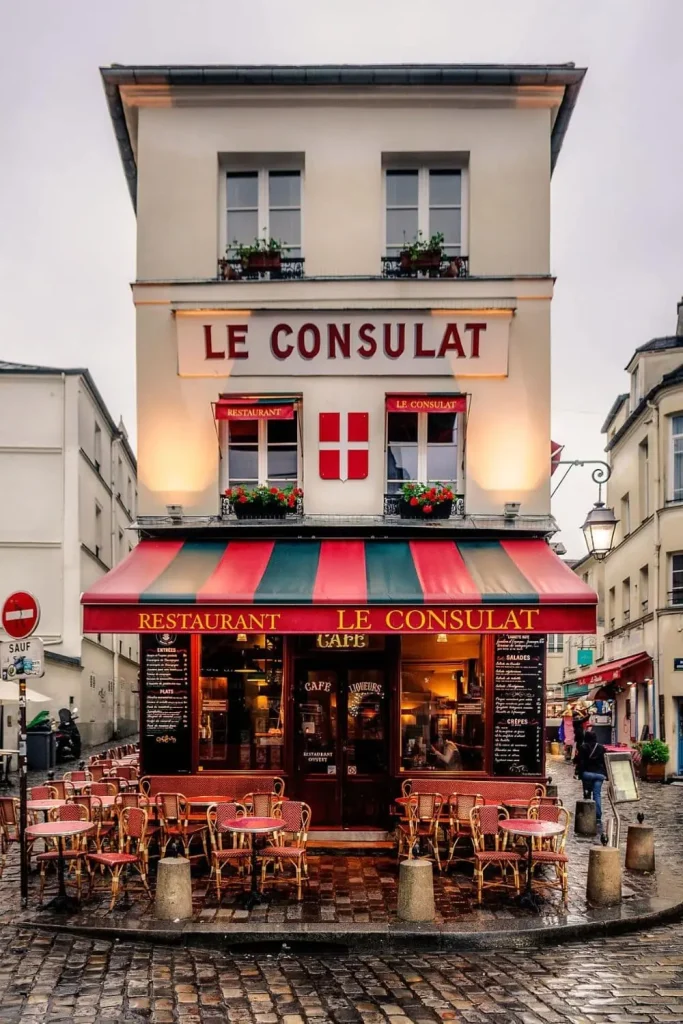 5 cafenele din Paris unde artiștii se certau, beau prea mult și creau capodopere