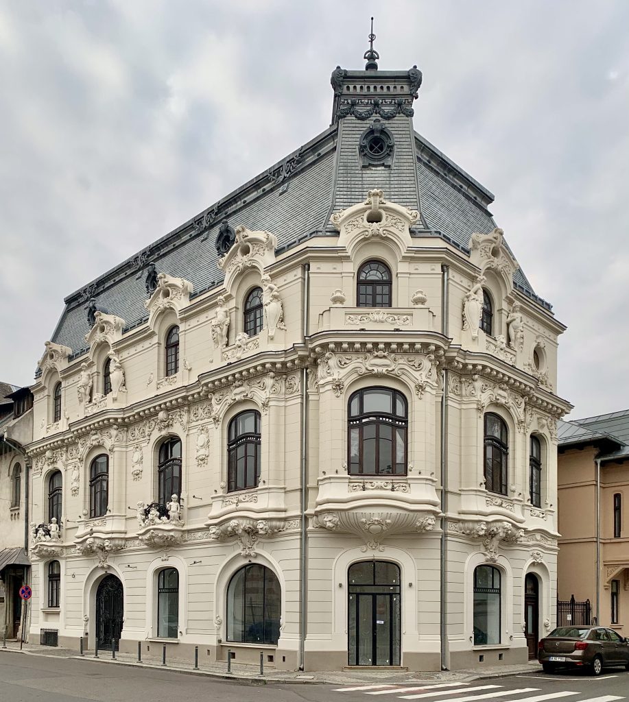 SCANDALUL „MERDENEA VS. CROASANT” ia o nouă turnură. Ce s-a întâmplat acum la Mița Biciclista