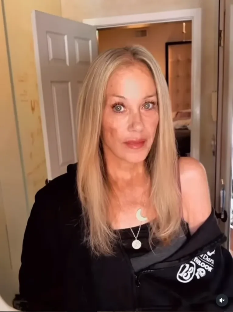 Christina Applegate, prima apariție după patru luni de spitalizare! A slăbit peste 22 de kilograme: ce i s-a întâmplat și ce spune acum despre starea ei