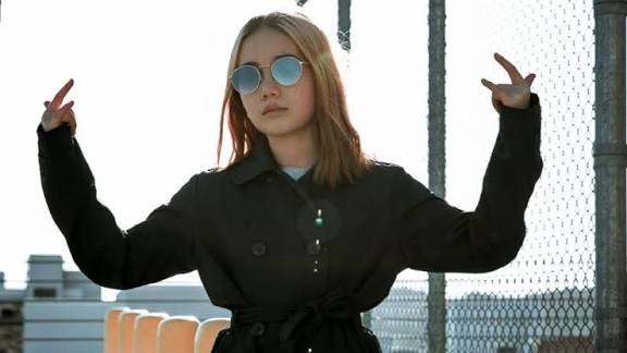 De ce internetul om@ară vedete care sunt încă în viață. Cum apar și se viralizează falsele știri despre morți celebre