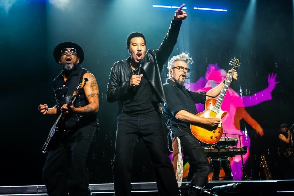Lionel Richie, în ATI după ce s-a prăbușit fizic pe scenă! Medicii îi verifică inima. Ce se întâmplă cu starul de 77 de ani