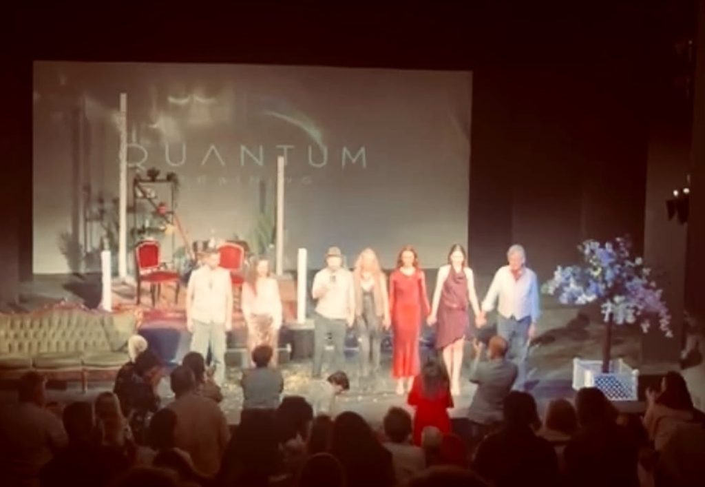 LONGING TO LOVE – Trei reprezentații sold-out și o nouă întâlnire cu publicul, pe 25 ianuarie 2027, la Teatrul Național București